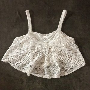 ‼️ 3 for $15‼️ Decree lace Crop Top